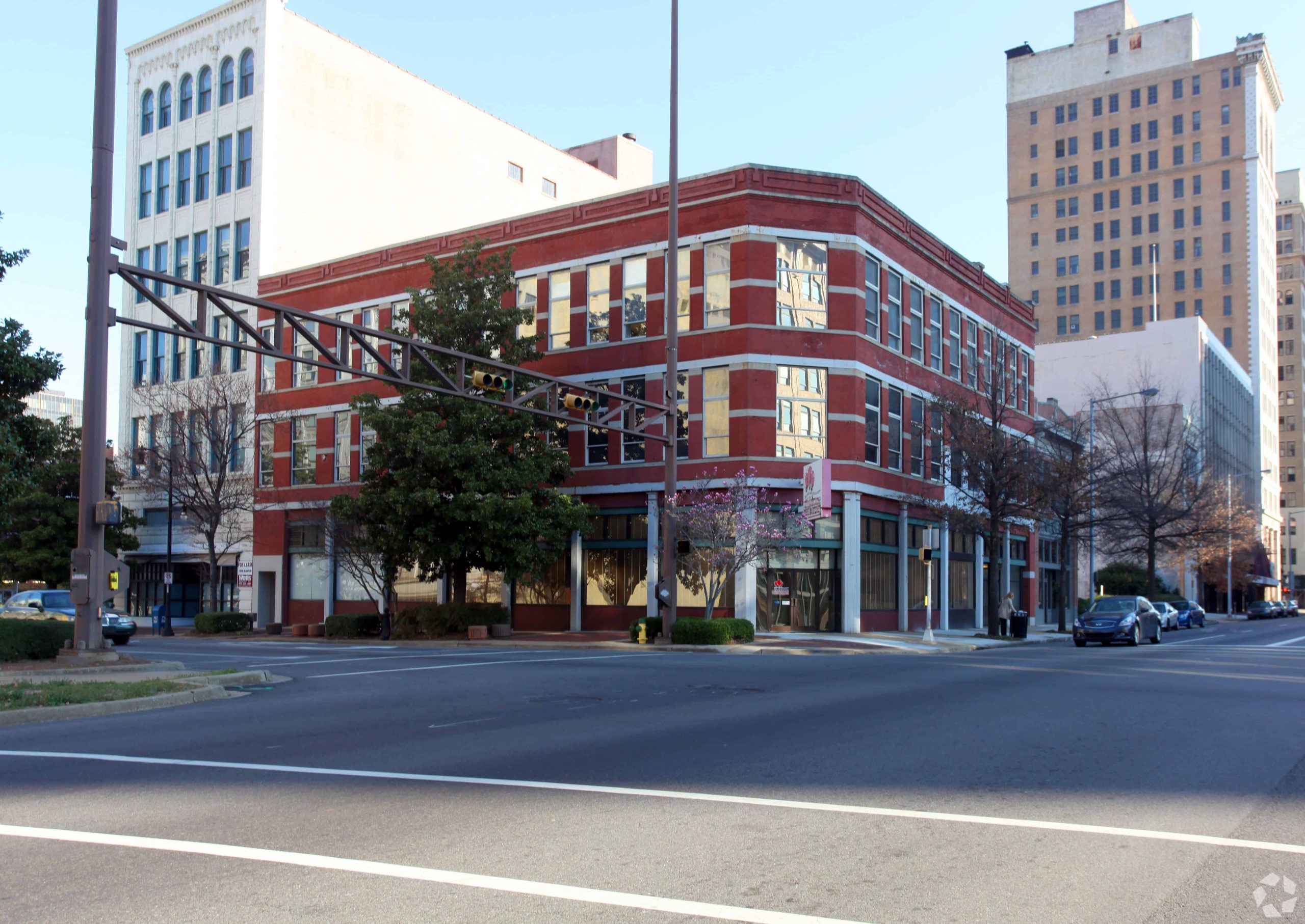 Law firm relocates from Lakeshore to downtown